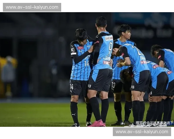 东京vs鹿岛:一场关乎荣耀与传承的绿茵史诗 东京vs鹿岛:一场关乎荣耀与传承的绿茵史诗
